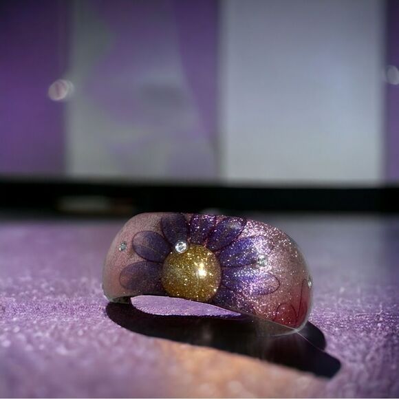 Vintage Hand-painted Bling Bracelet l Shimmery Pinks & Purple Acrylic l EUC - Picture 3 of 7